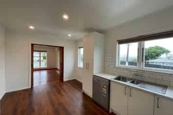 207 New Windsor Road, New Windsor