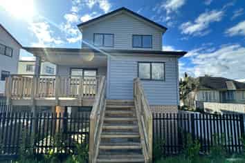 135A Te Atatu Road, Te Atatu South