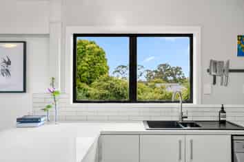 4 Blyton Lane, Pakuranga Heights