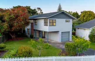 4 Blyton Lane, Pakuranga Heights