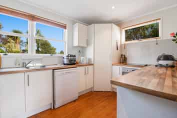 Auckland - Address withheld