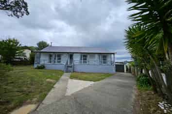 58 Lynn Road, Bayview