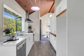 218A Cambridge Road, Hillcrest