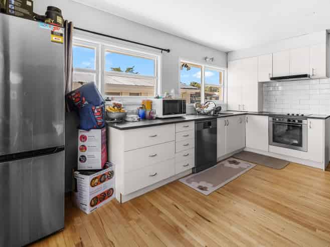 15 Compton Street, Fenton Park