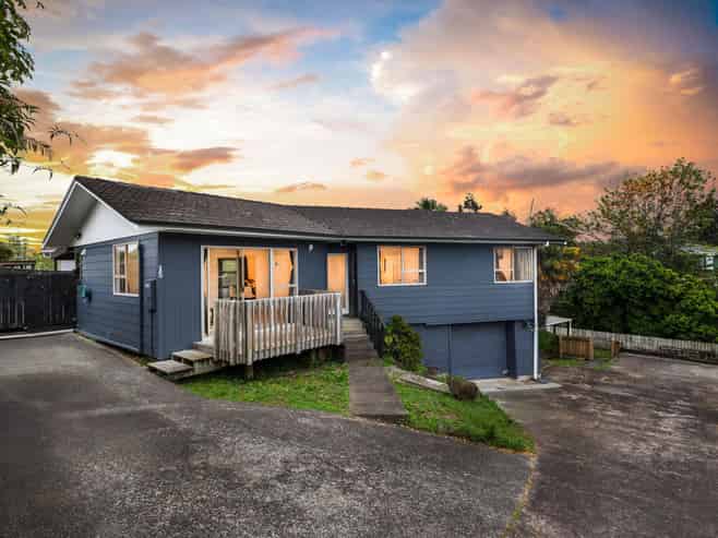 15 Vina Place, Massey