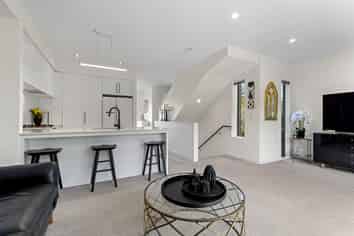 144 Point Ridge Avenue, Albany