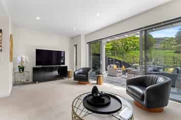 144 Point Ridge Avenue, Albany