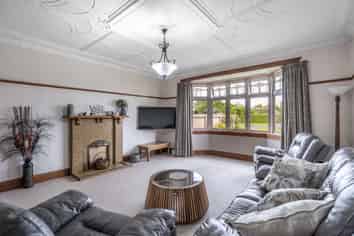 153 Chelmsford Street, Windsor