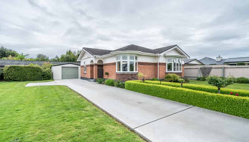 153 Chelmsford Street, Windsor