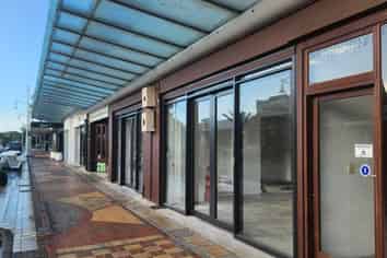 Excellent exposure in the heart of Pukekohe