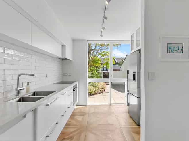 6/211 St Heliers Bay Road, St Heliers