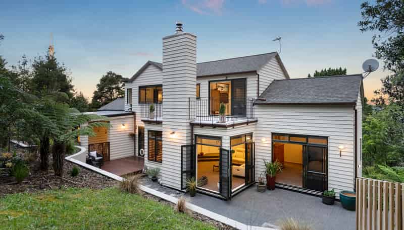 11 Hobson Heights Road, Albany