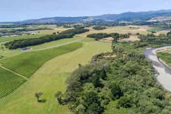 27 Riverside Drive, Ohau