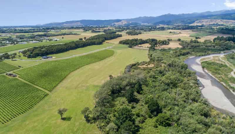 27 Riverside Drive, Ohau