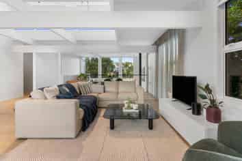 92 Parr Terrace, Castor Bay