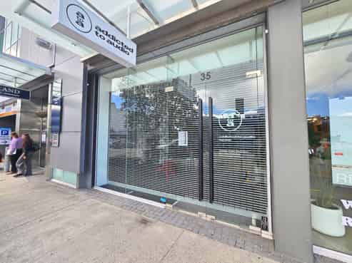 High Profile Newmarket Retail