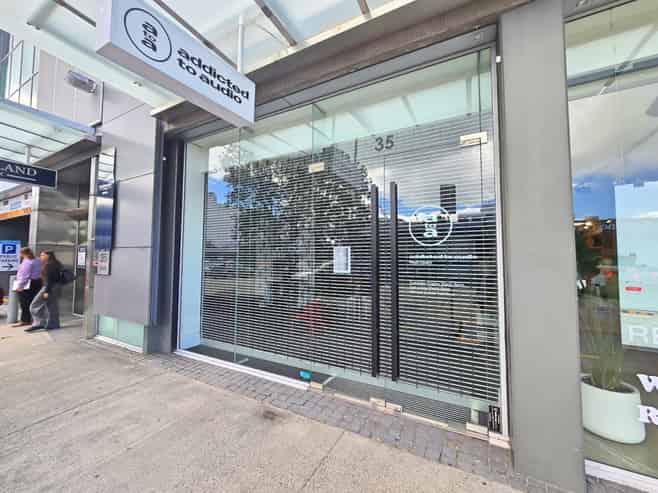 High Profile Newmarket Retail