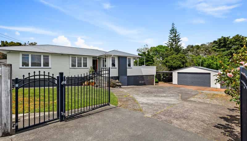 20B Murray Road, Te Atatu Peninsula
