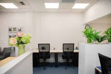 PROMINENT CORNER SITE IN HELENSVILLE
