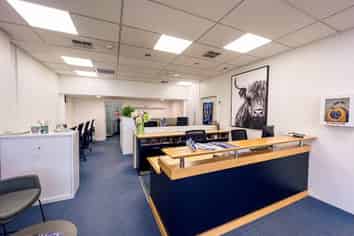 PROMINENT CORNER SITE IN HELENSVILLE
