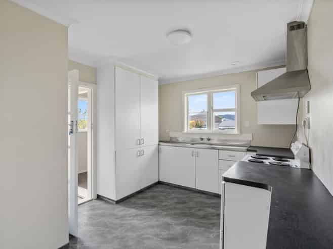 96 Tiro Tiro Road, LEVIN