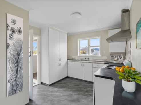 96 Tiro Tiro Road, LEVIN