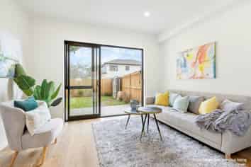 11/54 Swanson Road, Henderson