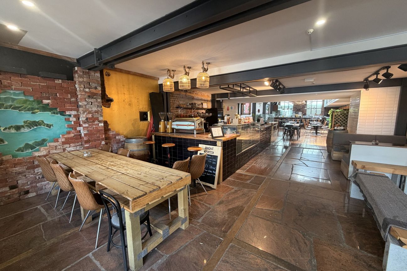 Fully Fitted Hospitality – 186 Thorndon Quay - Aanzicht 3