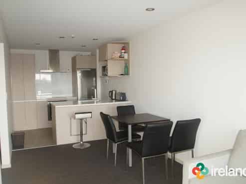 8/376 Worcester Street, Linwood