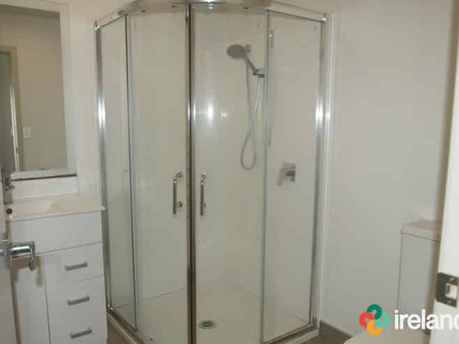 8/376 Worcester Street, Linwood