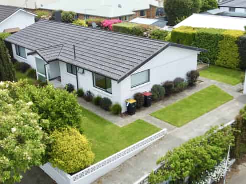 52 Newcastle Street, Windsor