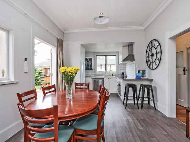 112B Mayfair Avenue, Mayfair