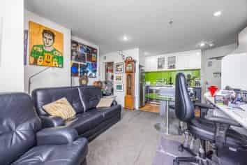 1002/8 Ronayne Street, Auckland Central