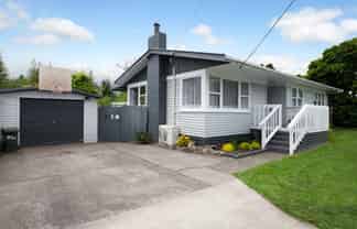 43 Edmund Road, Mangakakahi