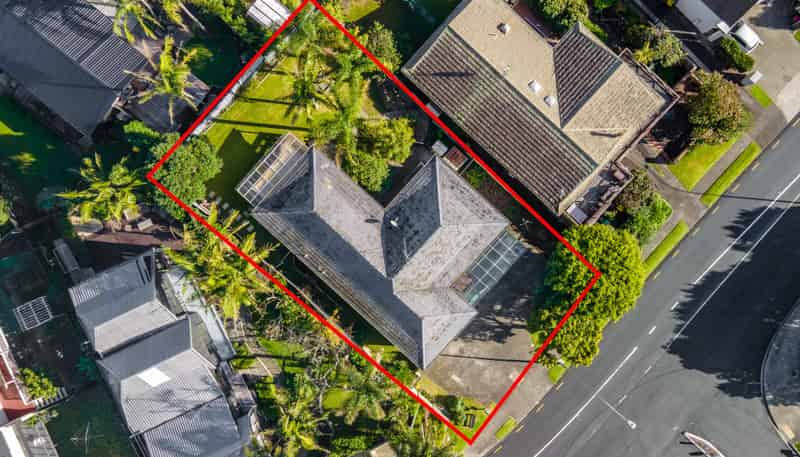 15 Pigeon Mountain Road, Half Moon Bay