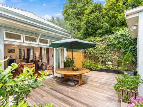 1 Kapai Road, Devonport