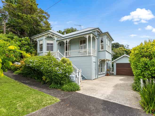 1 Kapai Road, Devonport