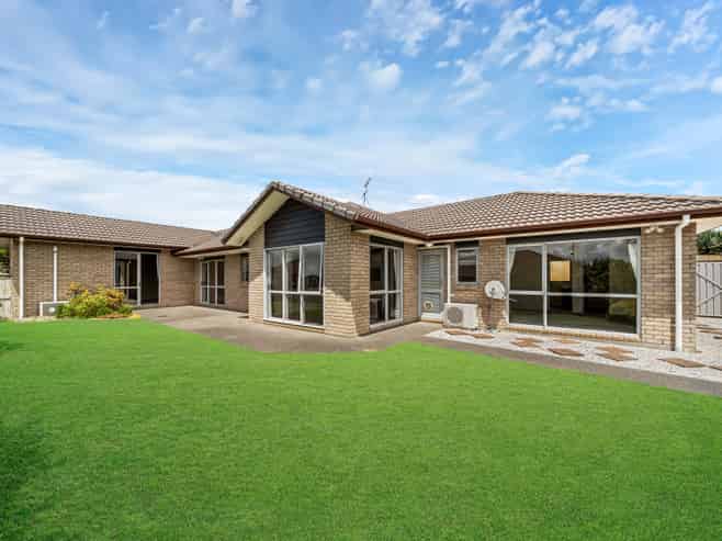 6 Ludlow Place, Pukekohe