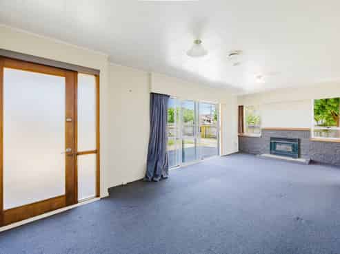 25 Ross Street, Otane