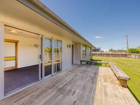 25 Ross Street, Otane