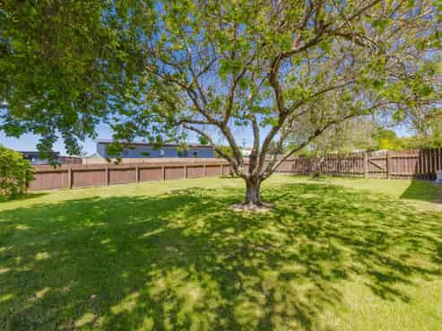 25 Ross Street, Otane