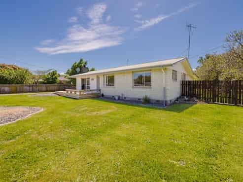 25 Ross Street, Otane