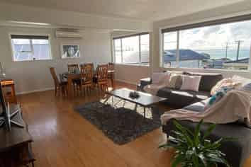 8A Melandra Road, Stanmore Bay