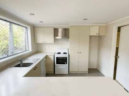 22 Haig Ave, Mount Roskill