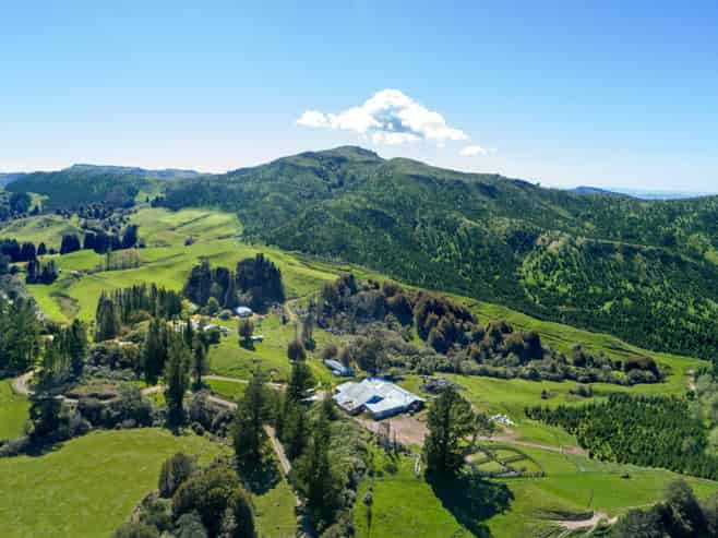 1271 Rakauroa Road, Matawai