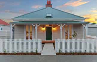 9A Waitikiri Drive, Parklands