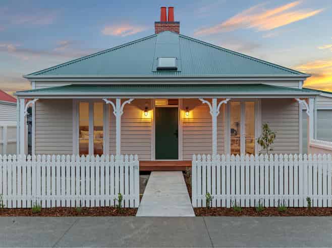 9A Waitikiri Drive, Parklands