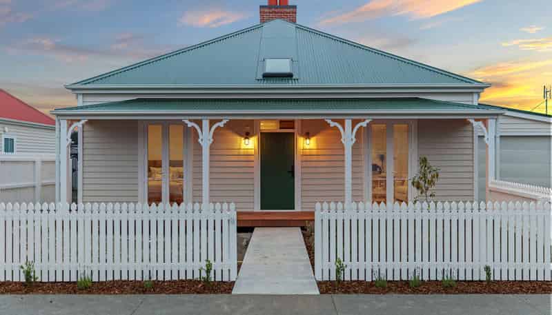 9A Waitikiri Drive, Parklands