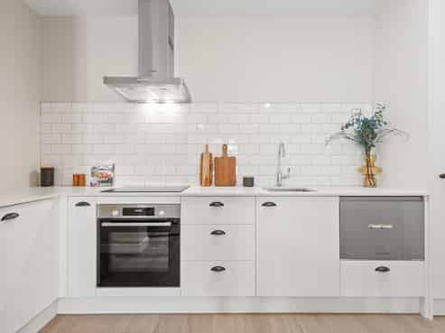 9A Waitikiri Drive, Parklands