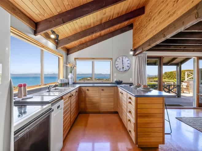 129 Kaiteriteri-Sandy Bay Road, Kaiteriteri